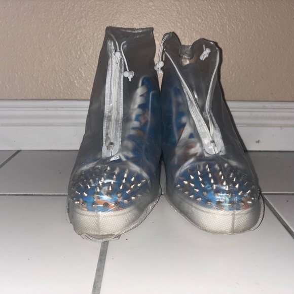 Christian Loubotins main image 5
